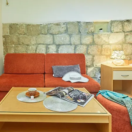 Astor Studio 2 Apartment *